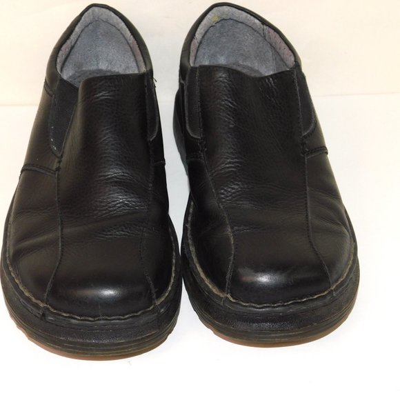 Dr. Marten's "Tevin" Black Leather Slip On Loafers Casual Oxford Unisex - Picture 2 of 11